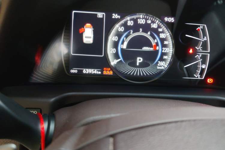 Used Lexus ES 2020 200 Excellence Edition Odometer Close Up