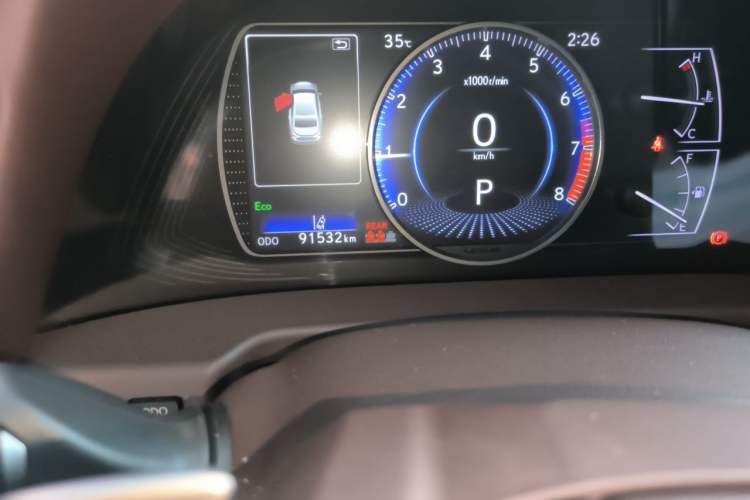 Used Lexus ES 2020 200 Excellence Edition Odometer Close Up