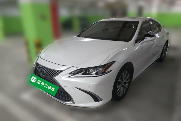 Gebrauchter Lexus ES 2020 200 Excellence Edition Guazi used car, China used car export, Used car for sale, Used  cars, Cheapest cars for sale