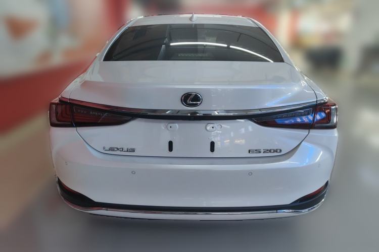 Used Lexus ES 2020 200 Excellence Edition Rear