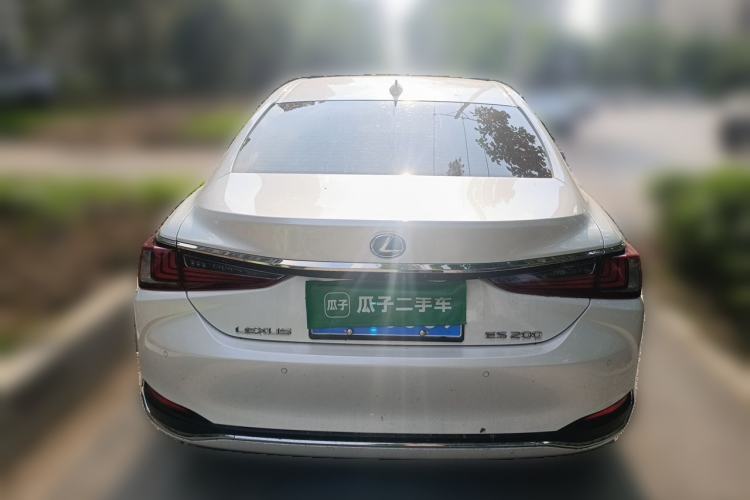 Used Lexus ES 2020 200 Excellence Edition Rear