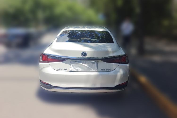 Used Lexus ES 2020 200 Excellence Edition Rear