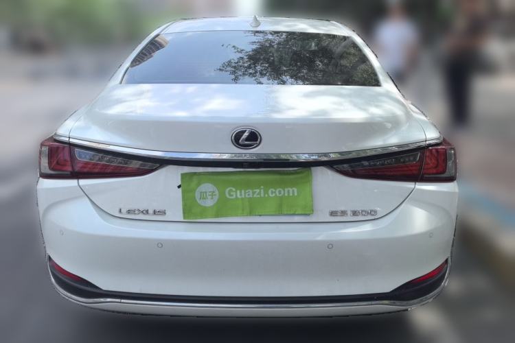 Used Lexus ES 2020 200 Excellence Edition Rear
