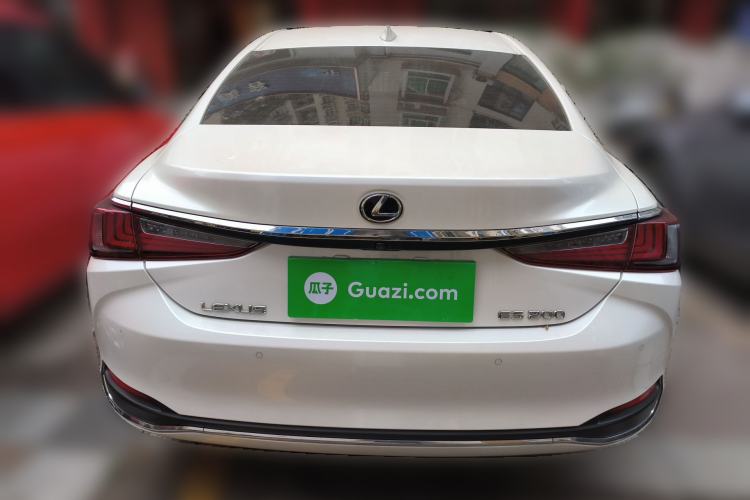 Used Lexus ES 2020 200 Excellence Edition Rear