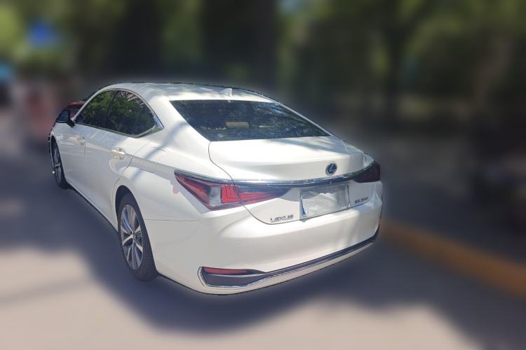 Used Lexus ES 2020 200 Excellence Edition Rear Left 45 Deg