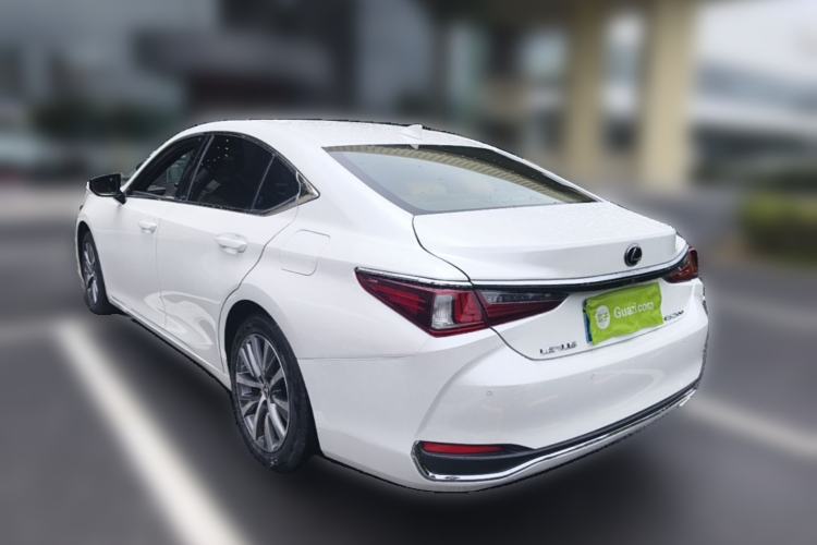 Used Lexus ES 2020 200 Excellence Edition Rear Left 45 Deg