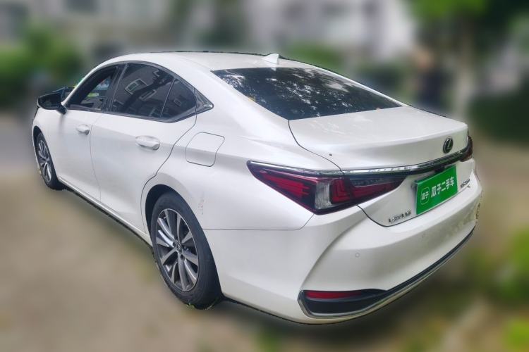 Used Lexus ES 2020 200 Excellence Edition Rear Left 45 Deg