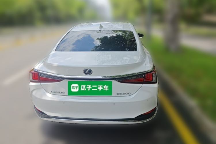 Used Lexus ES 2020 200 Excellence Edition Rear