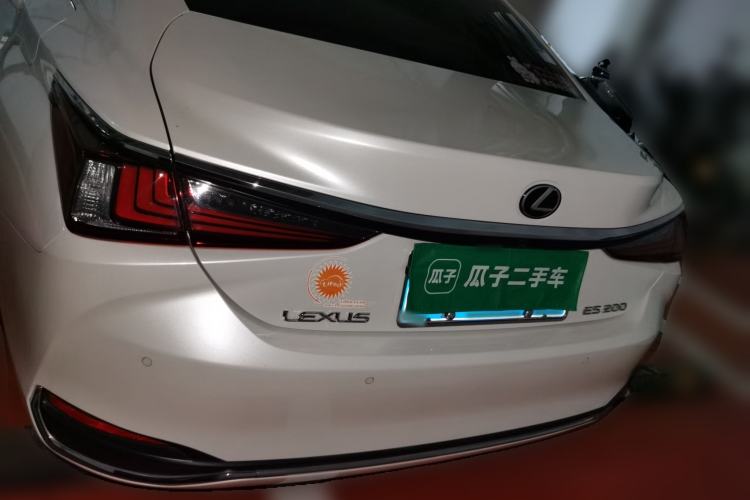 Used Lexus ES 2020 200 Excellence Edition Rear