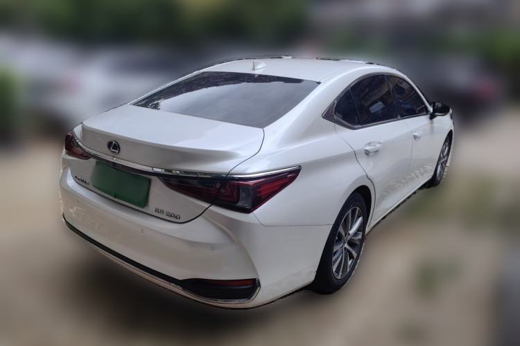 Used Lexus ES 2020 200 Excellence Edition Rear Right 45 Deg