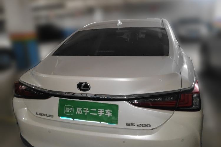 Used Lexus ES 2020 200 Excellence Edition Rear