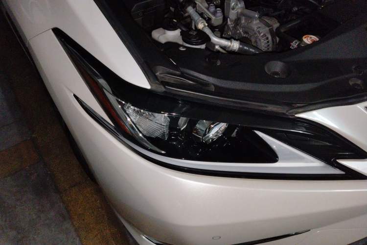 Used Lexus ES 2020 200 Excellence Edition Right Front Headlight
