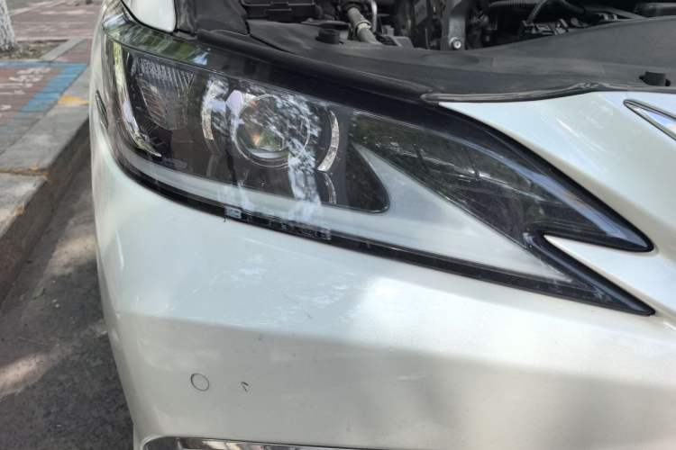 Used Lexus ES 2020 200 Excellence Edition Right Front Headlight