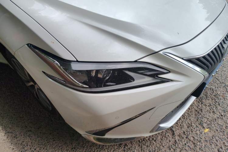 Used Lexus ES 2020 200 Excellence Edition Right Front Headlight