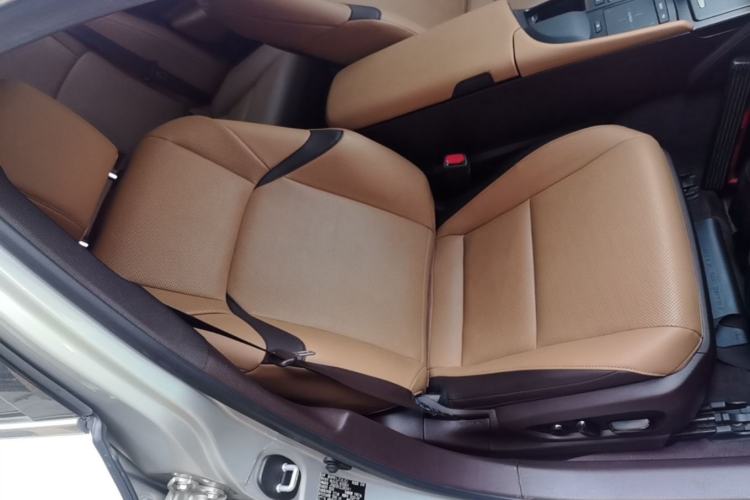 Used Lexus ES 2020 200 Excellence Edition Right Front Seat