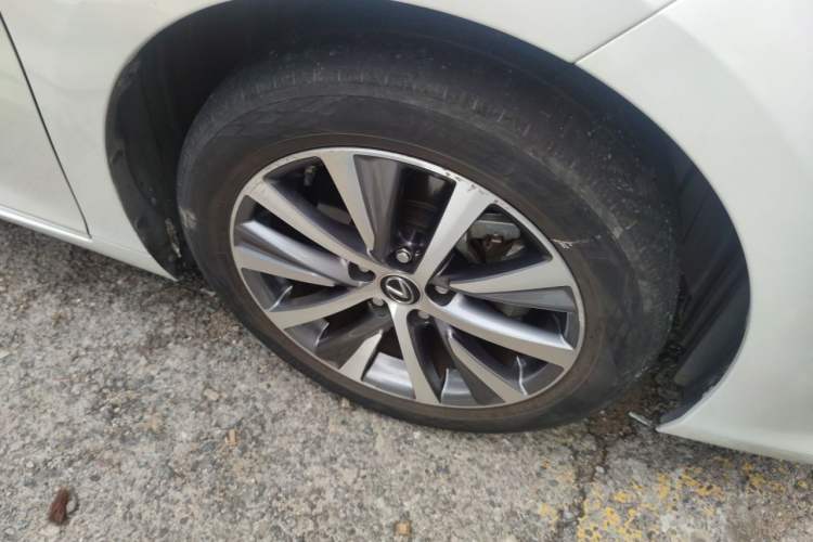 Used Lexus ES 2020 200 Excellence Edition Right Front Wheel Hub