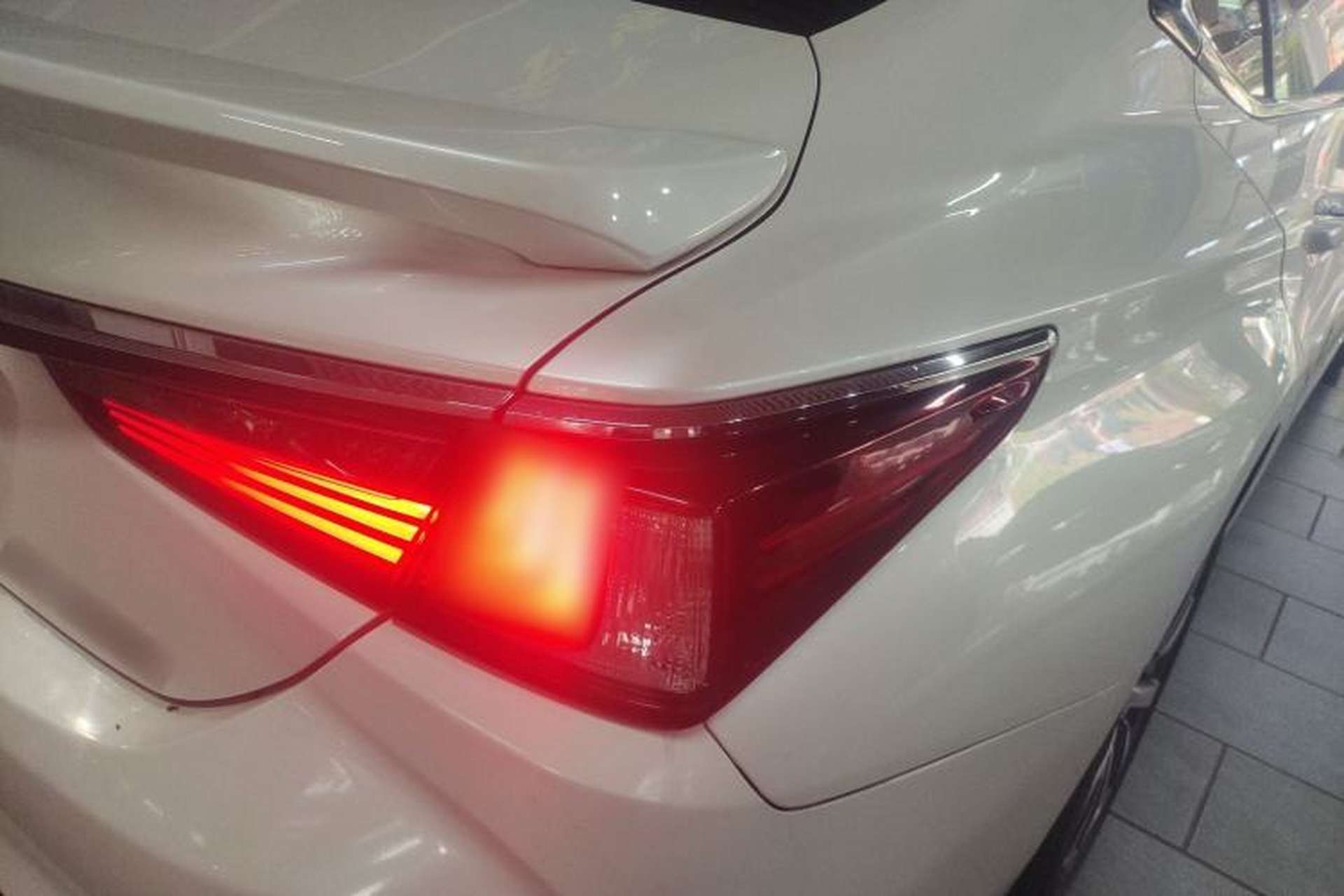 Used Lexus ES 2020 300h Premier Edition Right Rear Taillight