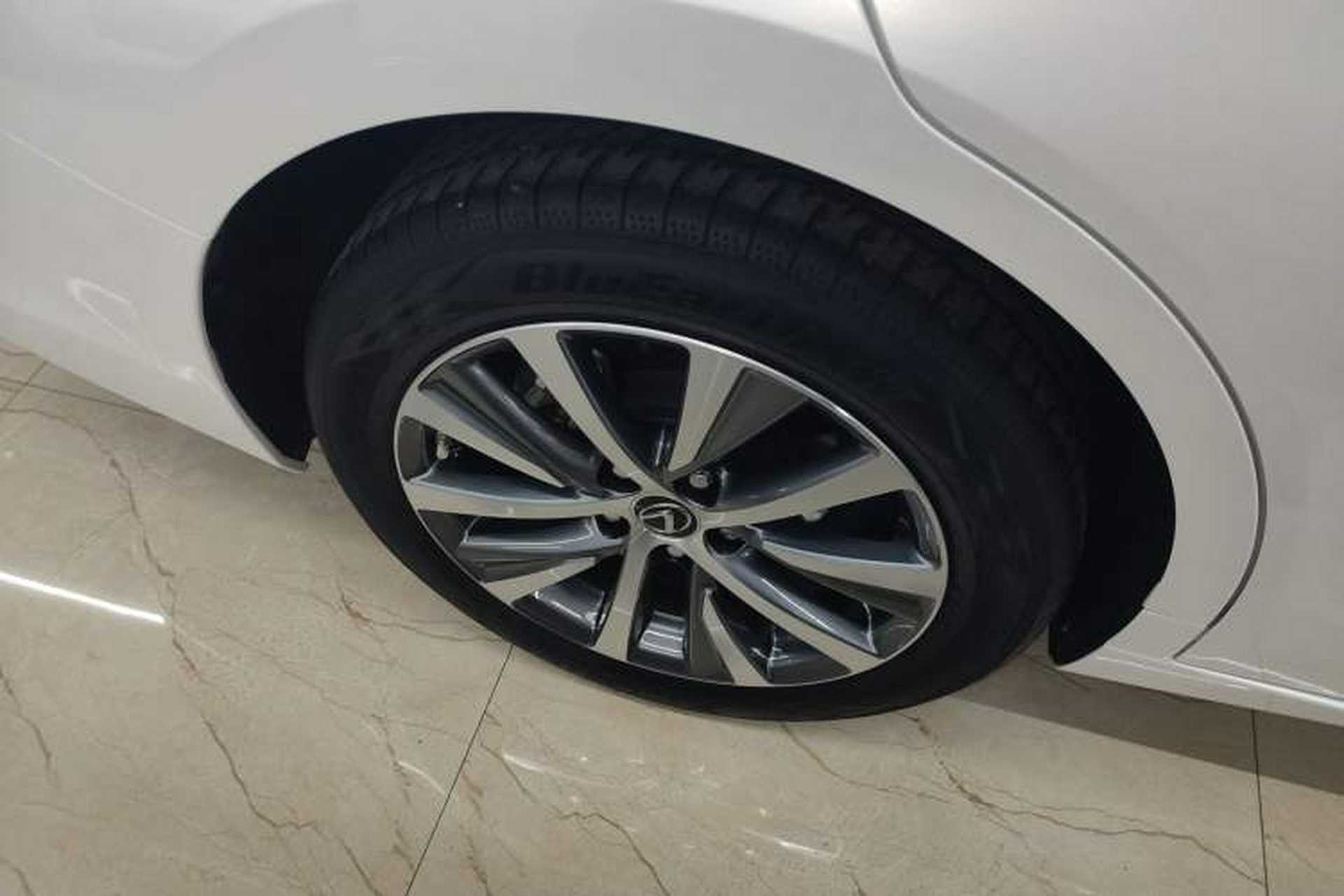 Used Lexus ES 2020 200 Excellence Edition Right Rear Wheel Hub