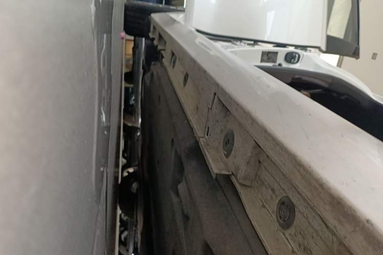 Used Lexus ES 2020 300h Premier Edition Right Side Sill