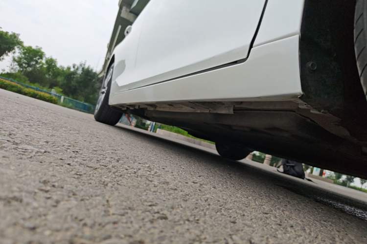 Used Lexus ES 2020 200 Excellence Edition Right Side Sill