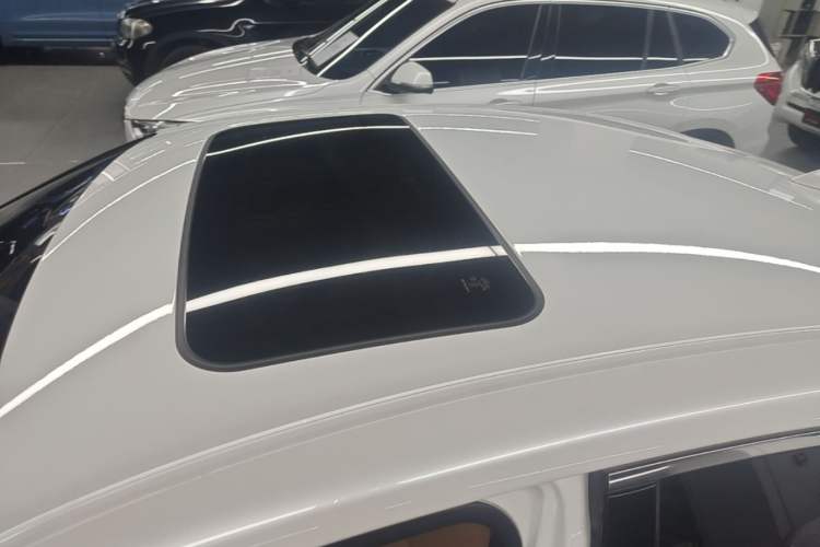 Used Lexus ES 2020 260 Excellence Edition Roof