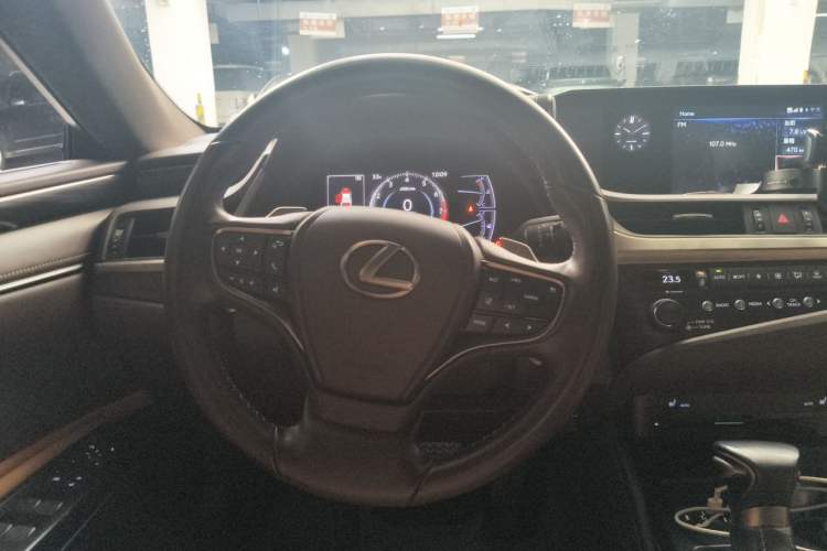Used Lexus ES 2020 200 Excellence Edition Steering Wheel