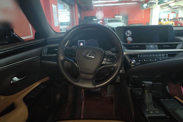 Used Lexus ES 2020 200 Excellence Edition Steering Wheel