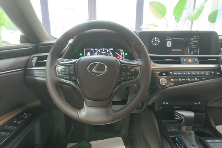 Used Lexus ES 2020 200 Excellence Edition Steering Wheel