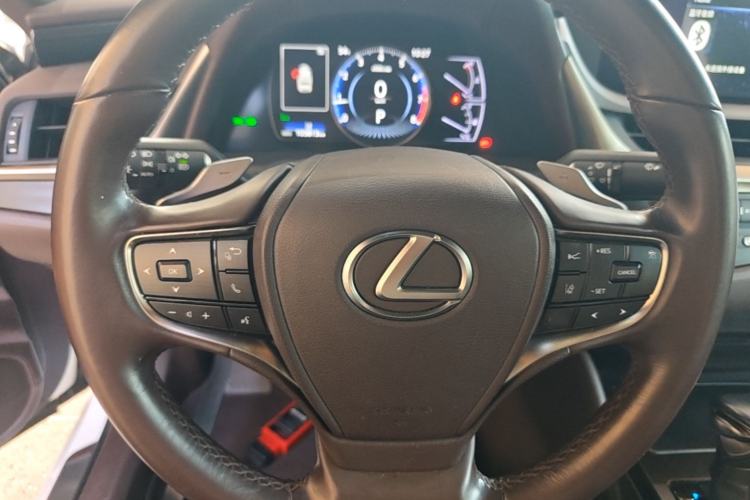 Used Lexus ES 2020 200 Excellence Edition Steering Wheel
