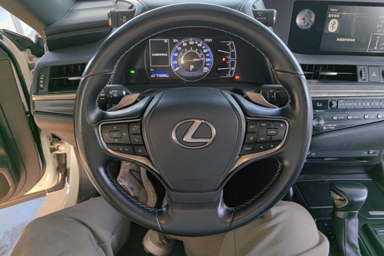Used Lexus ES 2020 200 Excellence Edition Steering Wheel