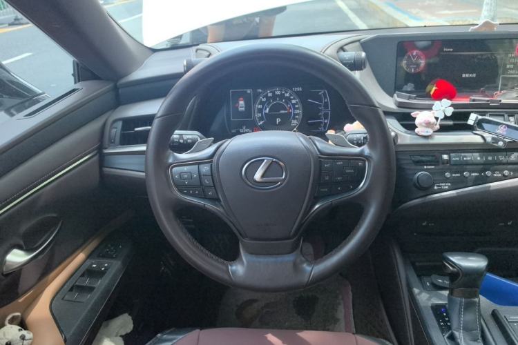 Used Lexus ES 2020 200 Excellence Edition Steering Wheel