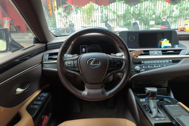 Used Lexus ES 2020 200 Excellence Edition Steering Wheel