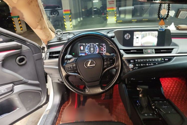 Used Lexus ES 2020 200 Excellence Edition Steering Wheel