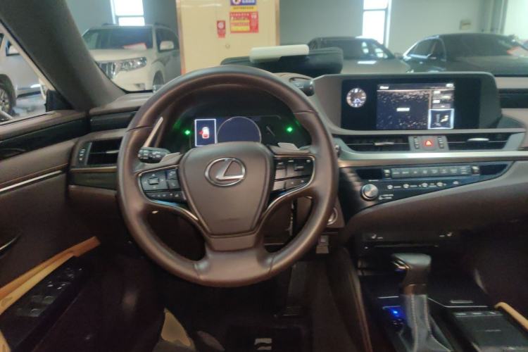 Used Lexus ES 2020 200 Excellence Edition Steering Wheel