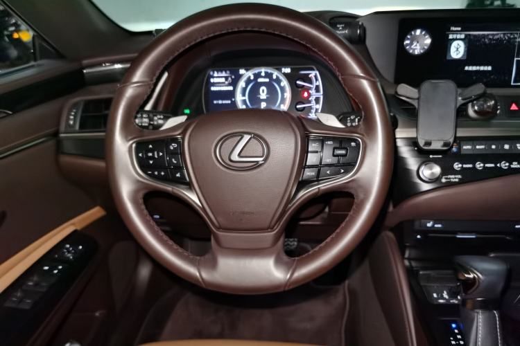Used Lexus ES 2020 200 Excellence Edition Steering Wheel