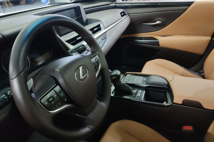 Used Lexus ES 2020 200 Excellence Edition Steering Wheel