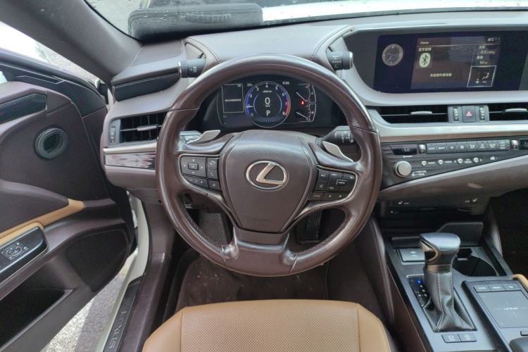 Used Lexus ES 2020 200 Excellence Edition Steering Wheel