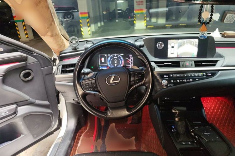 Used Lexus ES 2020 200 Excellence Edition Steering Wheel