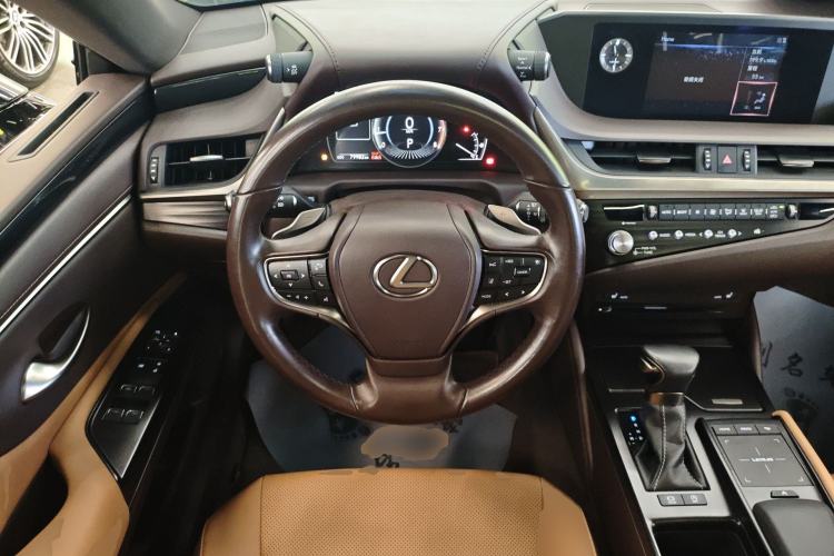 Used Lexus ES 2020 200 Excellence Edition Steering Wheel