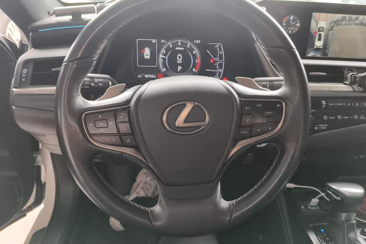 Used Lexus ES 2020 200 Excellence Edition Steering Wheel