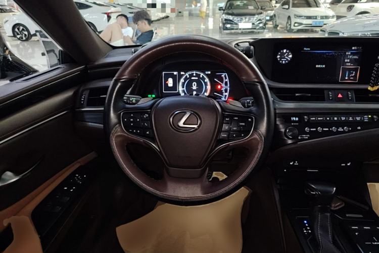 Used Lexus ES 2020 200 Excellence Edition Steering Wheel