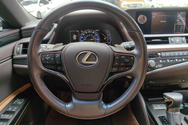 Used Lexus ES 2020 200 Excellence Edition Steering Wheel