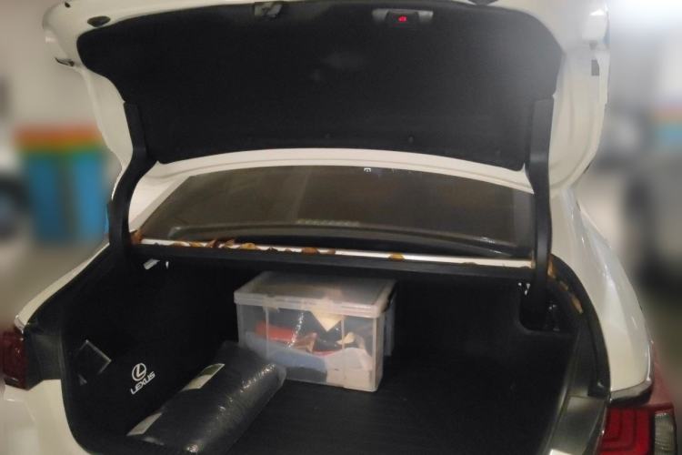 Used Lexus ES 2020 200 Excellence Edition Trunk