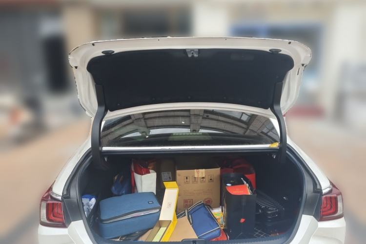 Used Lexus ES 2020 300h Premier Edition Trunk