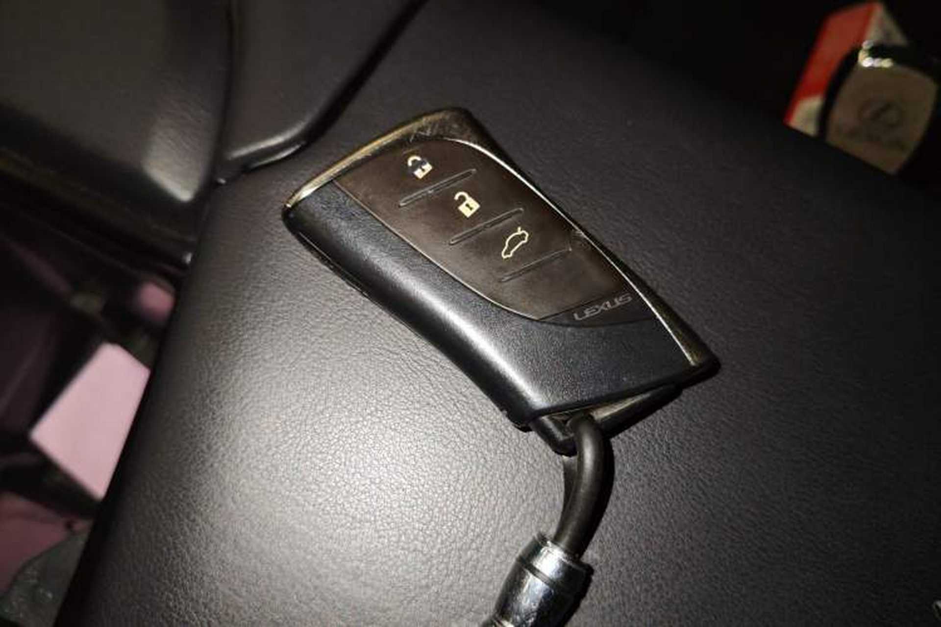 Used Lexus ES 2020 200 Luxury Edition Vehicle Key