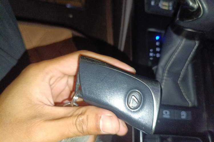 Used Lexus ES 2020 200 Excellence Edition Vehicle Key