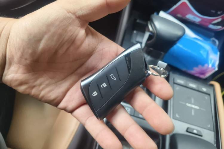 Used Lexus ES 2020 200 Excellence Edition Vehicle Key
