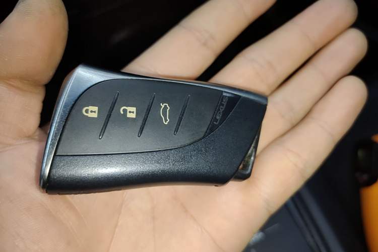 Used Lexus ES 2020 200 Excellence Edition Vehicle Key