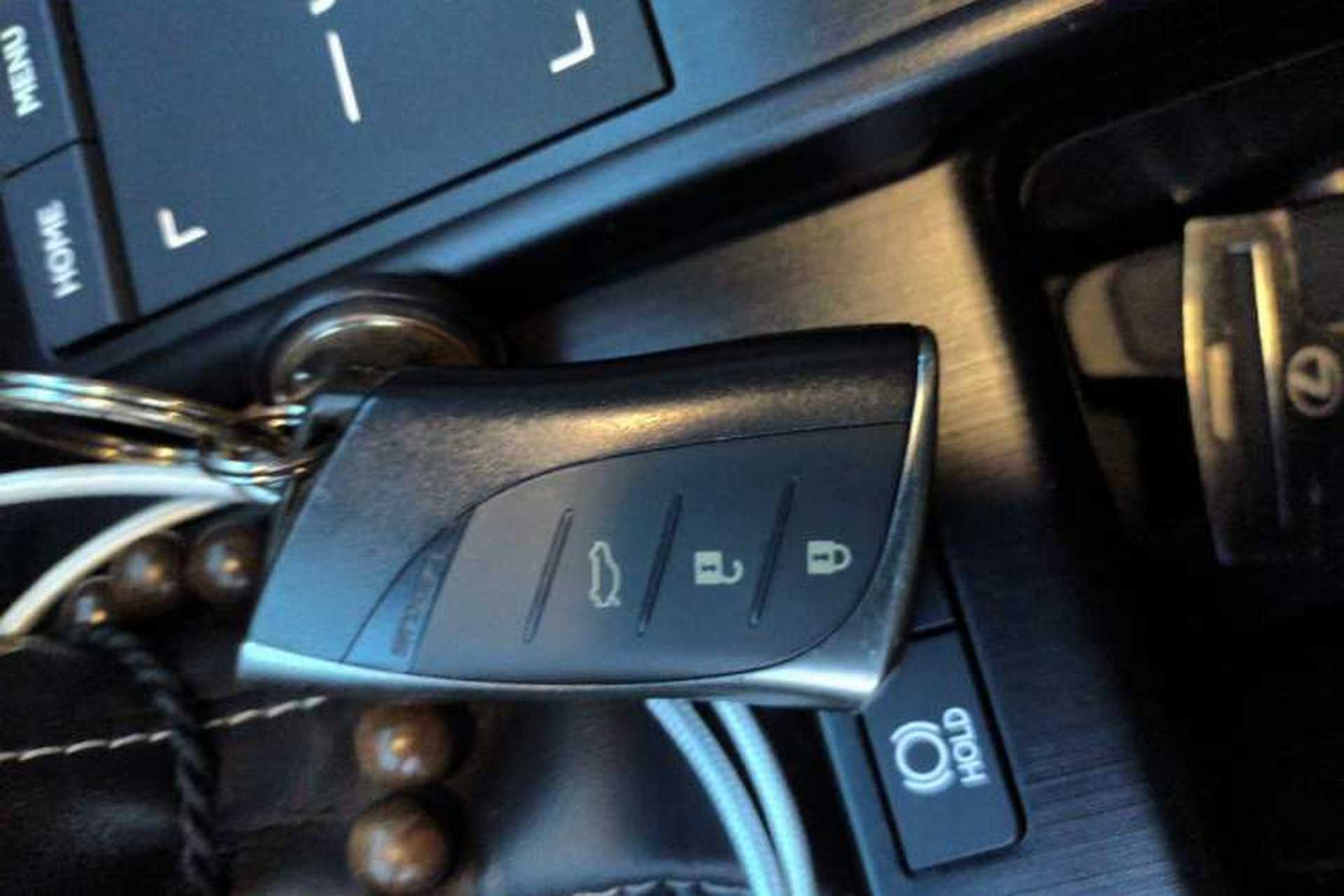 Used Lexus ES 2020 300h Premium Edition Vehicle Key