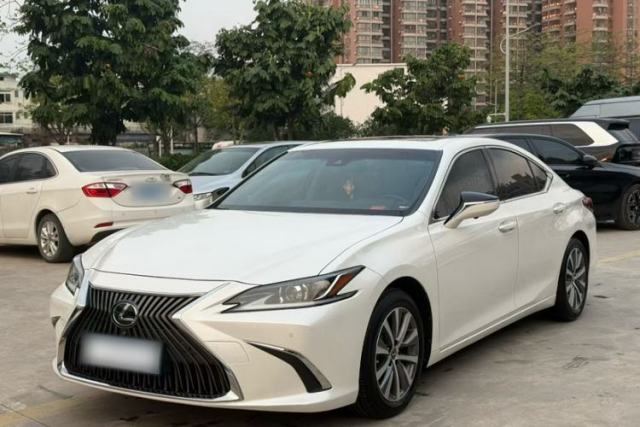 Used Lexus ES 2020 200 Excellence Edition